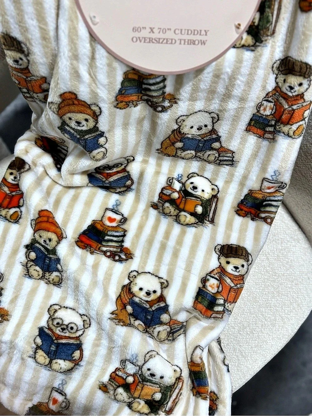 Cuddle Bear Co. Cuddly Oversized Throw Reading Bears